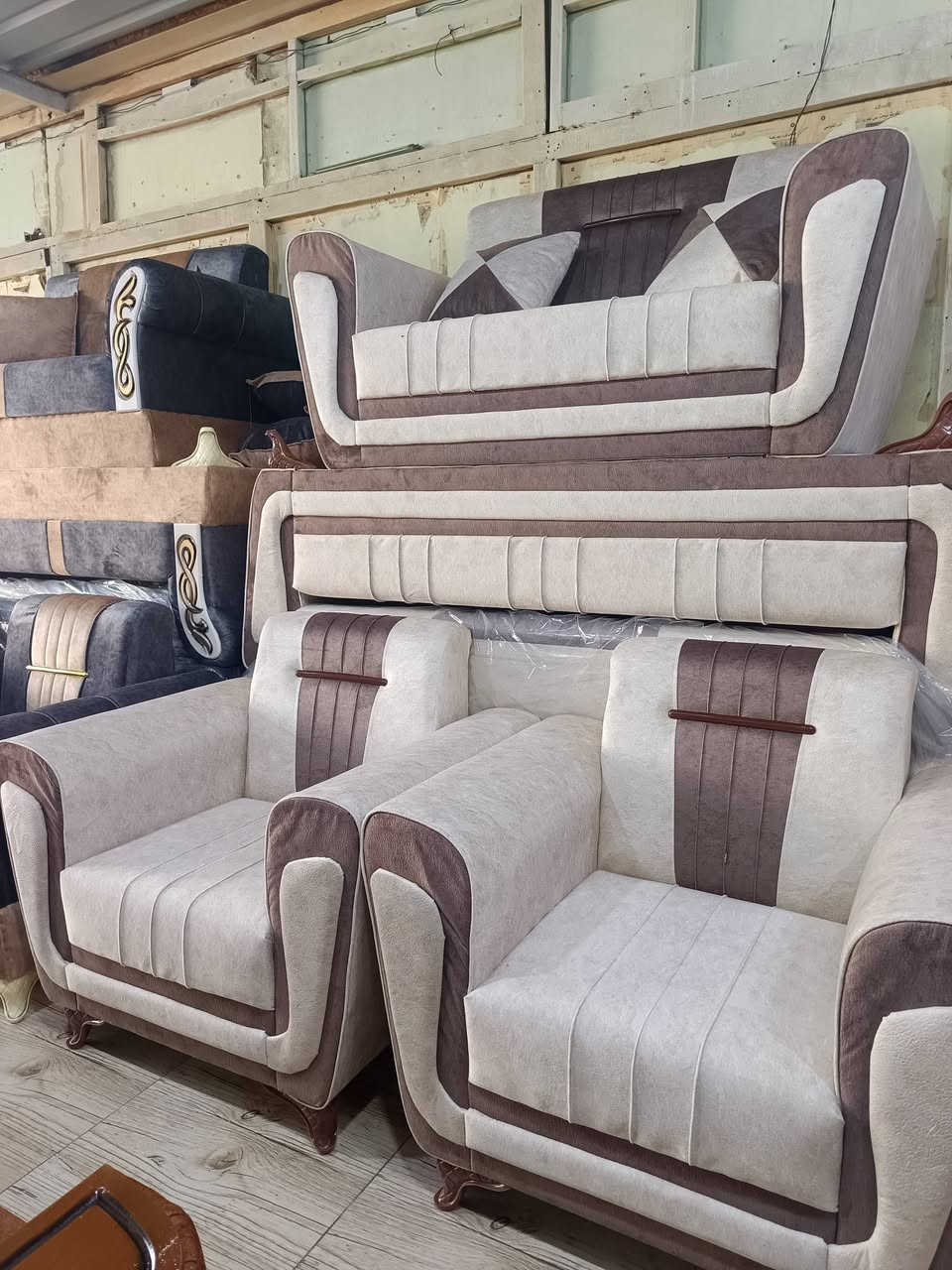 كولشي بلمنشور للبيع واروس الجديد بلقديم مامتواجد بلفيس اتصل وشرفنه الكوت العزه الجديده 

قرب مدرسة 🏫 العزه الابتدائيه 

قرب كراج العزه 

للاستفسار  مراسلة الصفحة او الاتصال

هاتف 📞 ***********
هاتف***********حيدر البدري ملاحظ ادوشم المستخدم مامتوجد بلفيس وتساب او اتصال فقط
