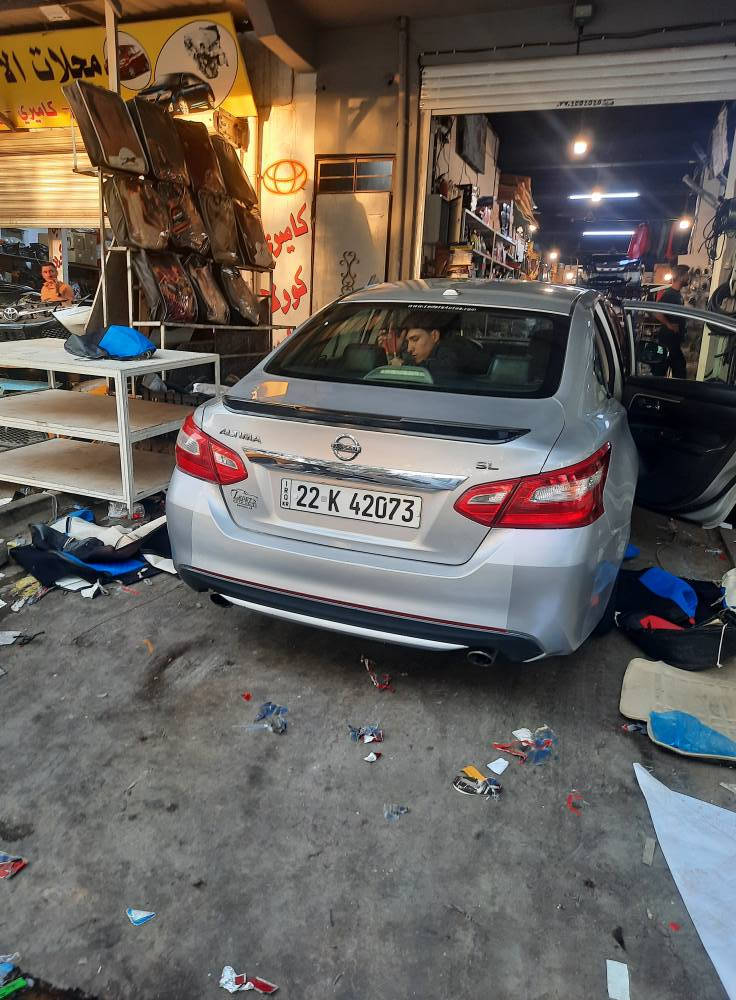 نیسان ئاڵتیما 2017 SL
5 پارچەی سبوغە سەیارەیەکی جوان و ڕێکوپێکە سەنەوی بەسەرنەچووە گێڕ و مەکینەی عەیبە و نەکراوەتەوە نرخی 112 وەرەقە و مەجالێکی کەم ئەگەر موشتەریت بۆ زانیاری زیاتر پەیوەندی بکە بەو ژمارانەوە ئەگەر موشتەری نیت سەرم مەیەشێنە 
***********
*********** كركوك, العراق
