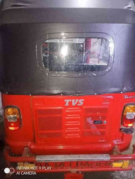 تكتك 19 مرقم بسمي تحويل ثاني يوم مكينة فول و الكشر فول  مستعجل عليها عندي قسط مال كلية سعر 2 و نص و بيها مجال *********** متوفر بس عل رصيد ما عندي نت
