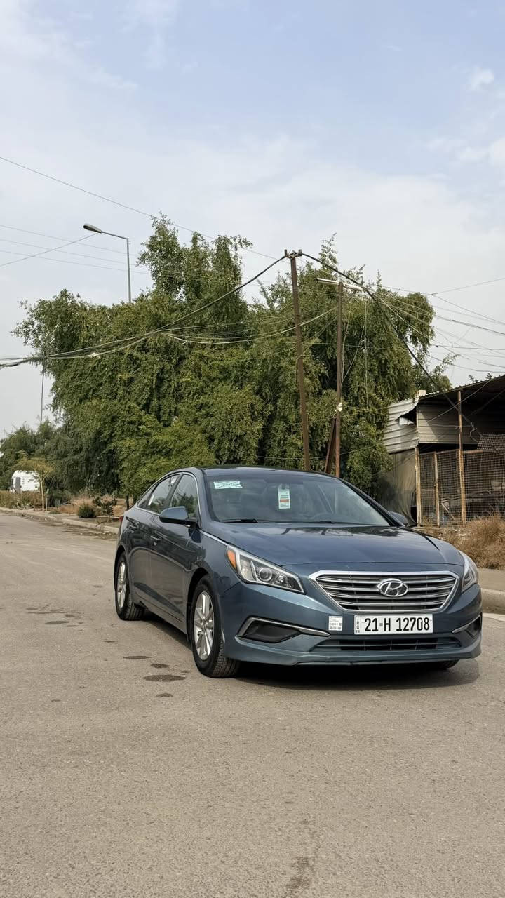 سوناتا 2016وراد امريكي حادثها جاملغ امامي ايسر فقط مبدل ومصبوغ وهنا بلعراق صار بيها الجاملغ الامامي الايمن هم مبدل ومصبوغ بدون اي دواخل شواصي ولغود كفاله رقم سليمانيه سنويه وارقام جدد تحويل مباشر 
مكينه كير حداديه كفاله مكينه2400GDI
مواصفات كامره وشاشه كبيره وشاشه اعطال تحكم ستيرن 
تبريد ثلج تخم تاير السياره اي نقص مابيها وربع متصرف عليها والسياره احلى من الصور 
السعر /١١٨وبيها مجال 

مكاني بغداد/***********
