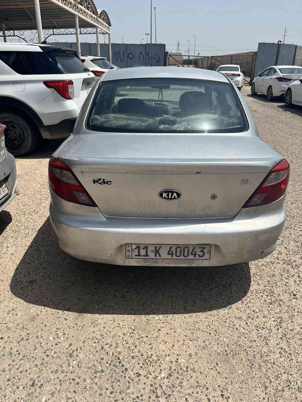 كيا ريو 2000
كير ومكينه خير من الله رقم بغداد 
السياره موجوده بالبصره شرط التحويل 
كير عادي 
السعر 38 ورق وبيه مجال 
***********
