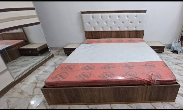 العنوان كركوك :
للبيع غرفة نوم 7 قطع النظافه  100 %  أخت الجديده مع دوشك جديد .  رجاء انا مكلف بالنشر فقط  للمعلومات و الأستفسار يرجى الاتصال بالرقم  ***********  صاحب الغرفه
