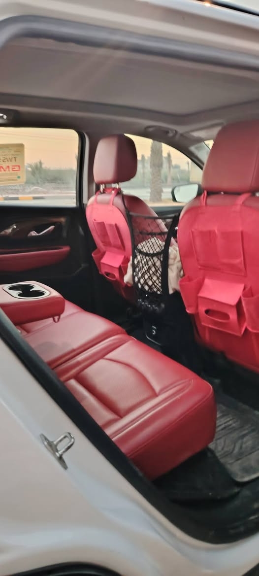 سلام عليكم ورحمة الله وبركاته جمسي تيران موديل 2021 ماشيه ٥٥البيع هاتف *********** سعر مناسب
