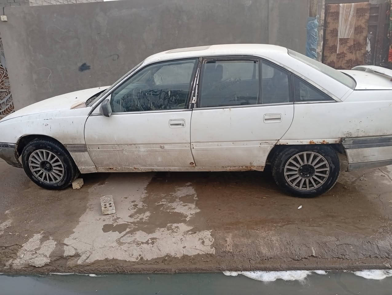 السلام عليكم  اوبل اوميكه 1992 محرك 20 مكفوله صدر مكفول تخم تاير سياره خير من الله سعرها 23 وبي مجال مكاني بغداد  ***********
