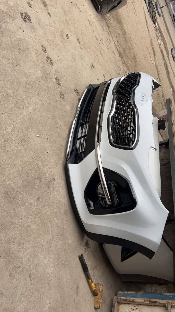 السلام عليكم
توفرت دعاميه اماميه سبورتج خليجي لون ابيض جديده ونظيفه زلغ مابيهة كامله مقفله للاستفسار 
***********
العنوان : سوق بغداد شارع النضال القصر الابيض
ال مخيف ادوات احتياطيه للسيارات الكوريه الحديثة
