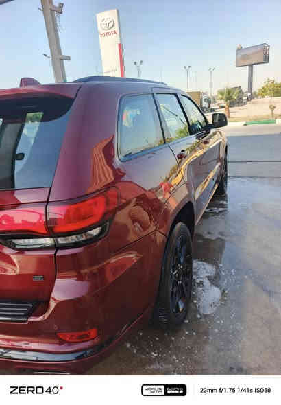 السلام عليكم جيب موديل ٢٠٢٢ للبيع خليجية 
ماشيه ٨٠مكفوله بس بيه طخه بلجنطه 
مكانه الدوره السعر ٣٩٠ورقه 
رقم ***********
