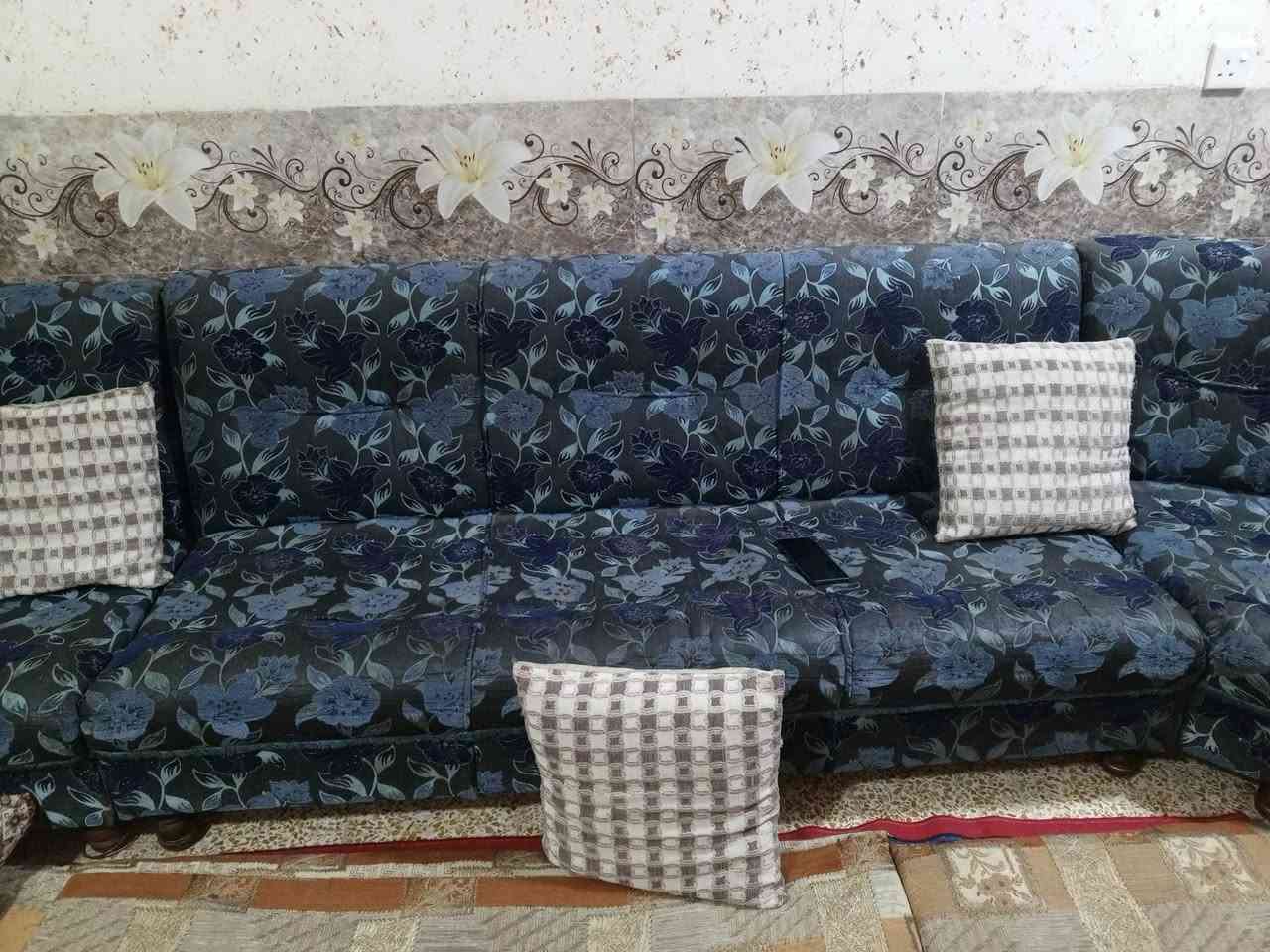 طخم عشر أمتار خشب درجه اولى اي استفسار والسعر على *********** المكان بالايسر
