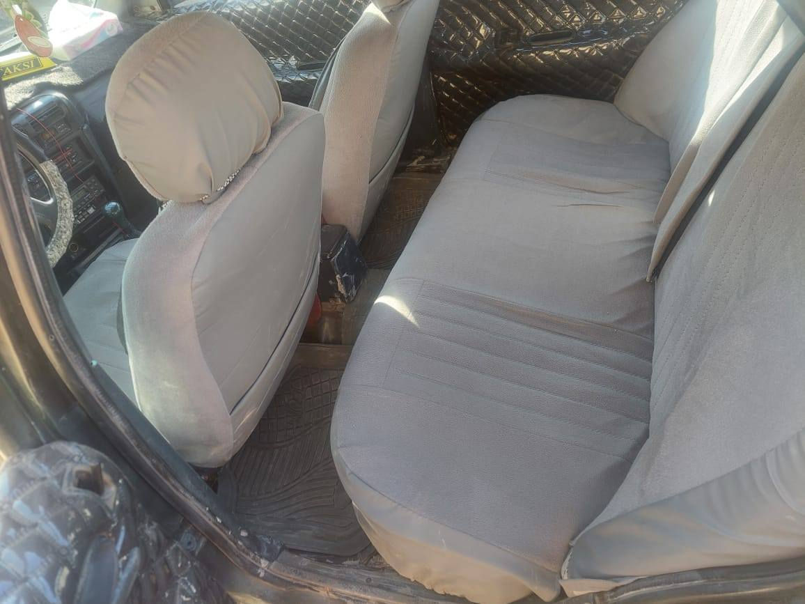 السلام عليكم للبيع سيفية مديل 93رقم ديالى الماني تحويل مباشر تبريد تدفئة شغلات بيها لاستيك ولف فقط مكان سامرة السعر 34وبيها مجال قليل ***********
