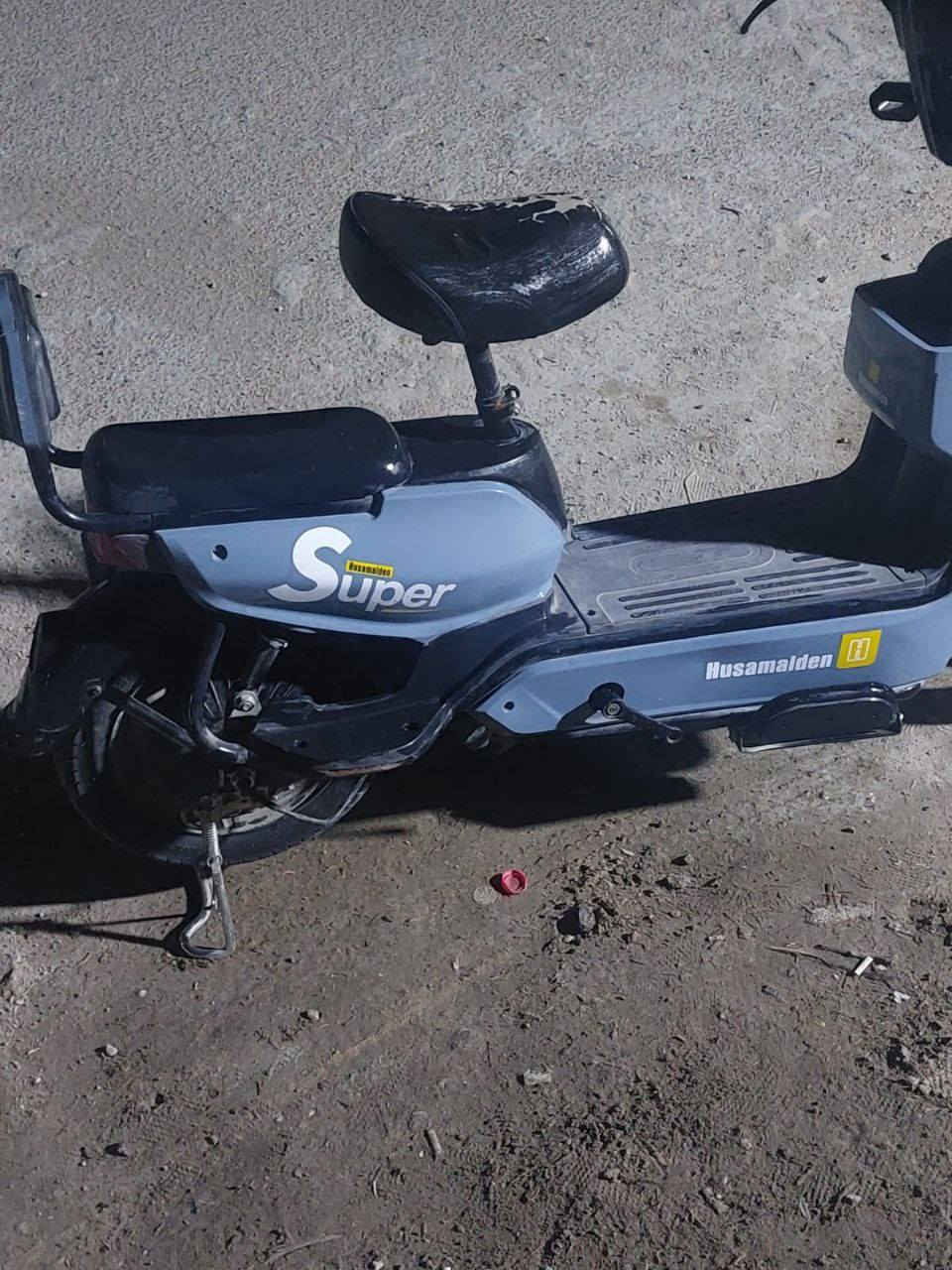 دراجة شحن حجم 14وسرعة 60و مرايات 2 وشحنة صلية مال دراجة
الاستفسار ***********
