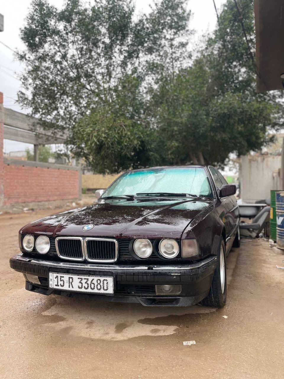 السلام عليكم 
BMW730V8اصل وفصل سنويه وبليته 
موديل 1993وارد يابان مكفوله من الكص والعيب الشرعي رقم انبار بسمي مداور شوكت ماتريد
 والضربه لون بيذنجاني بس جارد 
حداديه اماميه خلفيه جديده لوك 
تخم ويل خليه اصلي 
داخل لونين ابيضّ ورصاصي نضافه 100/75
بجم عريض دعاميه جديده وتخم لليتات جدد 
 السياره عليه ادامه كامله من منضومه البانزين وحجر احتراق وبلكات  اصليه ومجاول ومنضومه ماء جديده كله جديد واصلي 
نواقص السياره تبريد والصبغ جارد فقط 
السعر 48 وبيه مجال بيع أو مراوس حسب القناعه
العنوان الديوانيه مركز 
رقم الهاتف***********
