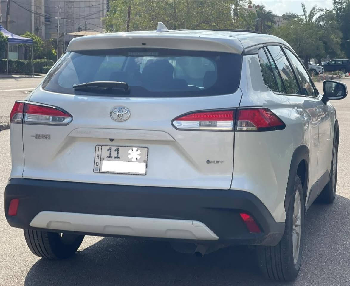 كورلا كروس  هايبرد 2024 ماشيه 6 الالف بحالة الزيرو
رقم بغداد بأسمي عليها عازل حرار ب 200$ 

المواصفات فتحه سقف داخل جلد  كشافات امامية
 تبريد قطعتين كامره خلفية شاشة ابل كار بلي رادار حفاظ على المسار قيادة ذاتية سستم ايرباكات فول تحكم استيرن بصمة تشغيل وابواب نظام ترحيب عن قرب ذاتي اوتوا هولد ايفي مود تحكم مري كهرباء واشاير المري تحكم لايت كهرباء وبقية المواصفات المعروفة ...

ملاحظة بيها ٥ حبات مطر بسيطات 

العنوان _المنصور  ***********
