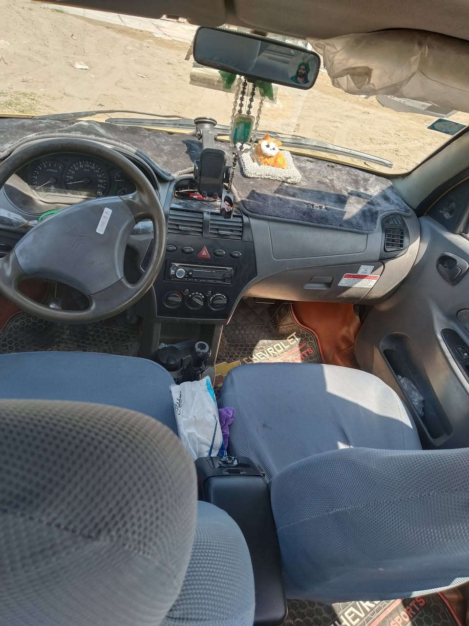 سلام عليكم شباب من رخصت الدمن سياره طيبه البيع السياره جاهزه من كلشي كبل الشارع كيرومكينه مكفولات صدر جديد تايرات جدد الكشر شوف العين بس التبريد ميشتغل هيه وغرامات مصفره الساره بسمي تحويل ثاني يوم مديل ٢٠١٥ السعر٣٦ مكاني بغداد المحموديه رقم ***********)***********(بيهن وتساب
