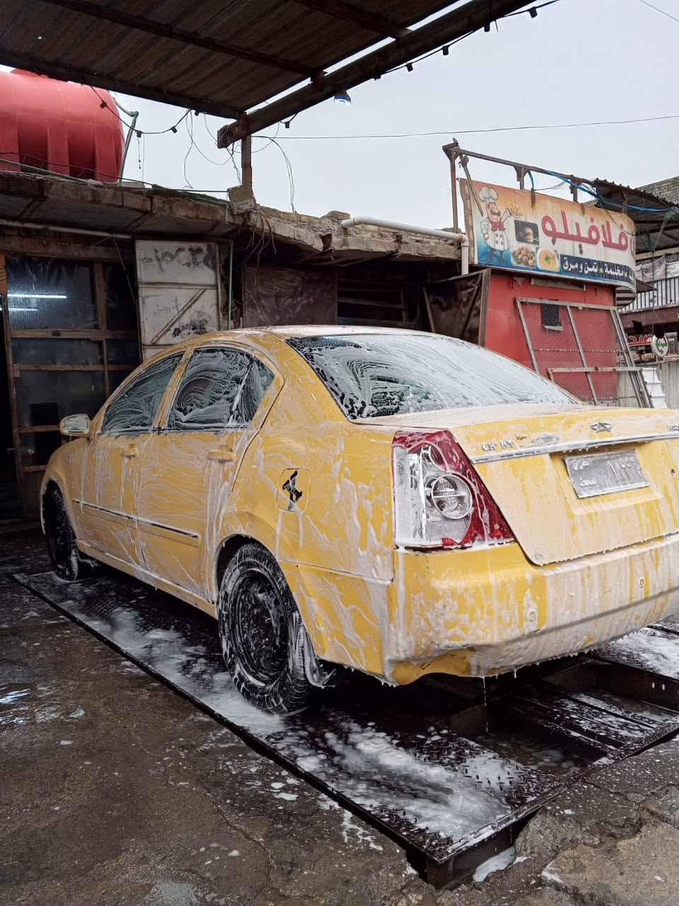 والله بلاشش مال واحد متوازي
السلام عليكم شيري اي فايف موديل 2012 السياري ما عايزة برغي تراي مفتوح وين تريد أنكر سويج واطلع بيها مكينة كامري ابو الجف جديدة بلجيس ((كير اوتوماتيك)) كهربائيات كلها تشتغل لايت بك لايت اشاير جام كهرباء يصعد وينزل سنتر لوك كله شغال تخم تاير جديد جواها 
السعر : 14 ورقه وبيها مجال 
العنوان : بغداد الشعب شارع الصحه 
الرقم : ***********
