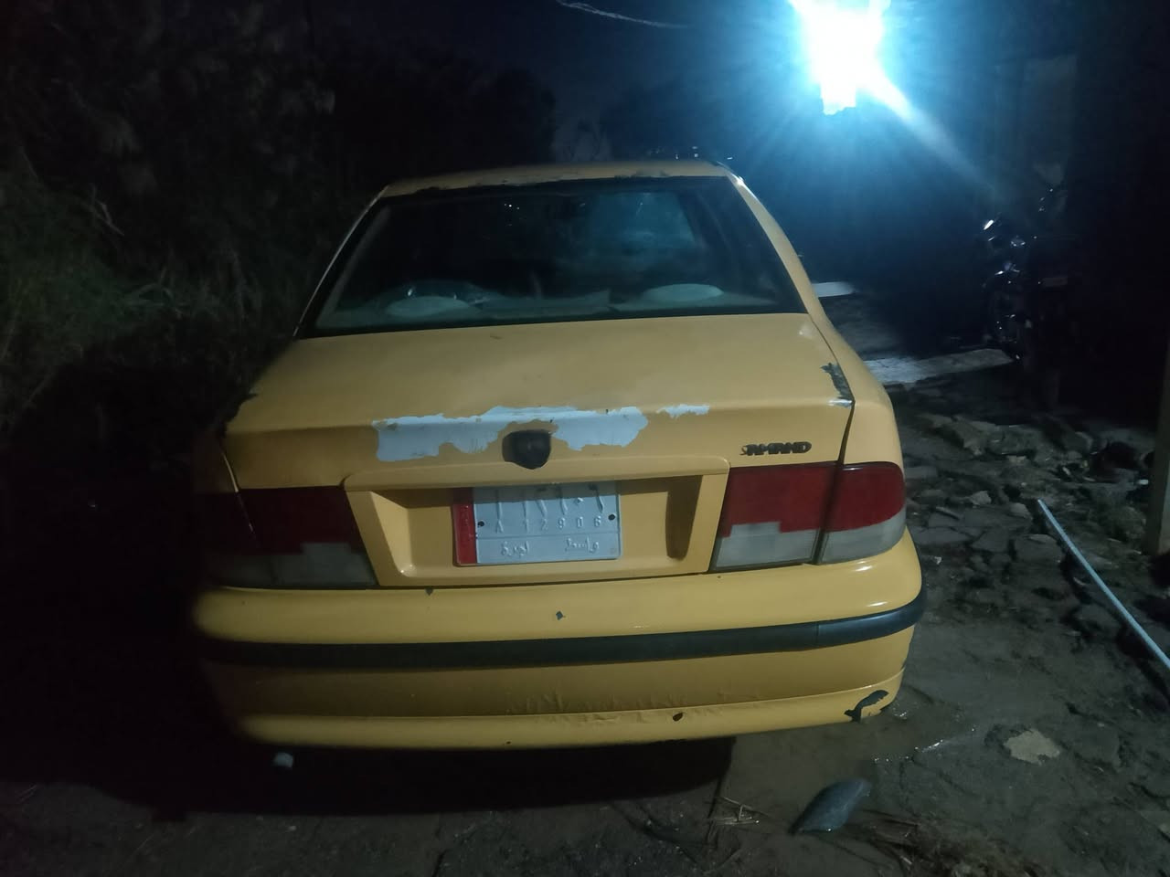 السلام عليكم ورحمة الله وبركاتة سمند للبيع  موديل 2010
مصفرة هيئه وغرامات  سنويه نهايه2028
***********اتصل على هذا ارقم وبيك خير وتدلل
السعر 27وبيها مجال لشراي
