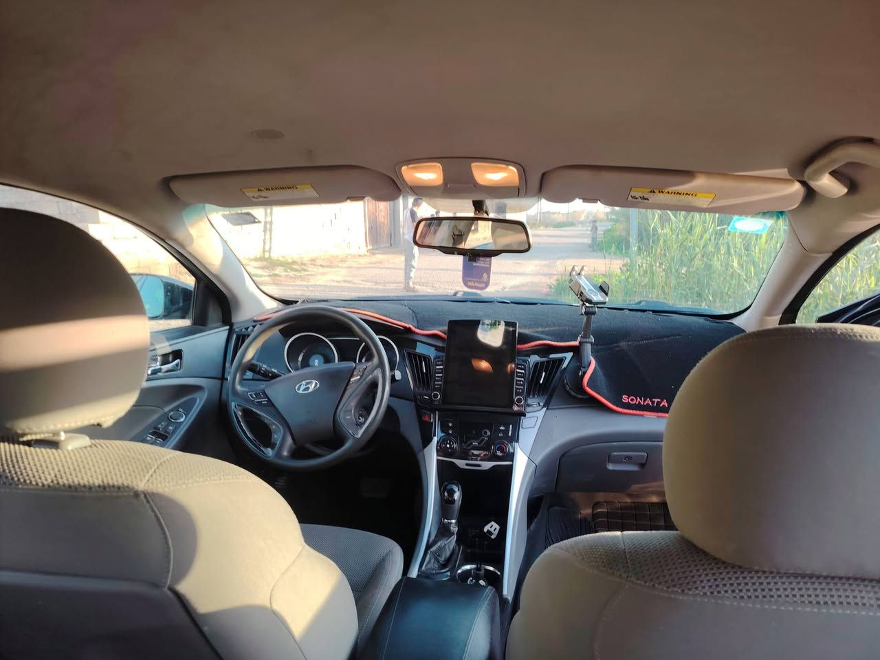 سونات وارد امريكي موديل 2013 
محرك 2400 
حادثه فقط بنيد مبدل بأمريكا وجاملغ مصلح 
رقم بغداد الجديد سياره باسمي 
كشناته كهربائية تدفئه وتبريد سياره جاهزه 
شاشه كبيره السعر 100وبيه مجال للشراي 
للستفسار اكثر 
***********
