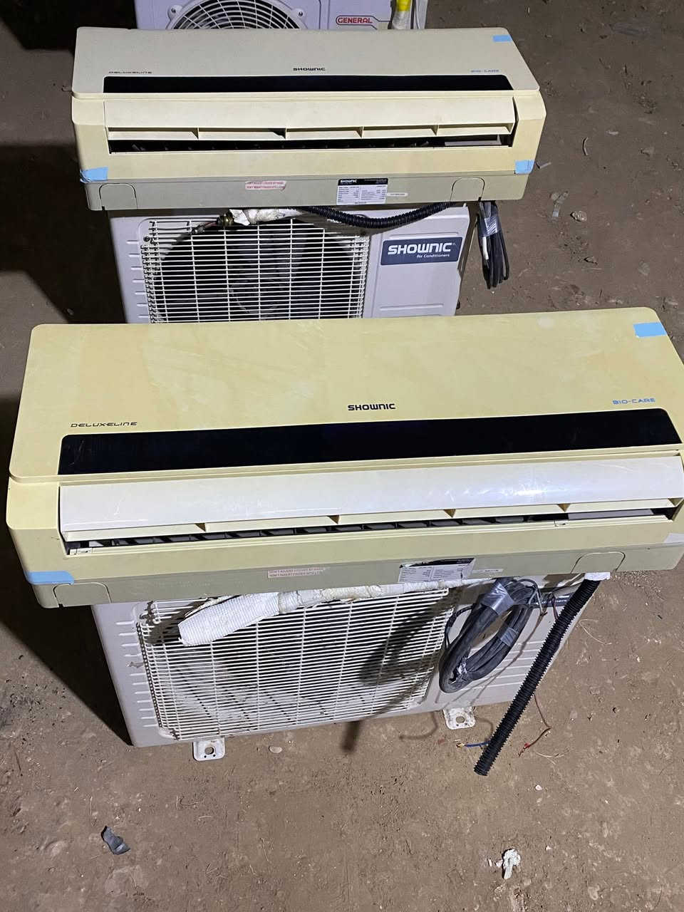 السلام عليكم 

سبالت للبيع 

LG طنين كلشي بلادي على وضع الشركه 

جنرال طن ونص ايضا بلادي كامل 

سبالت عدد 2 حجم 1 طن كاملات وضمان

كل السبالت بلادي بشرط تاخذ وتشد اذا تخلي الف دينار غـيـر الشد اني خسار 

***********
واتساب 
📩🚚☎️📞
