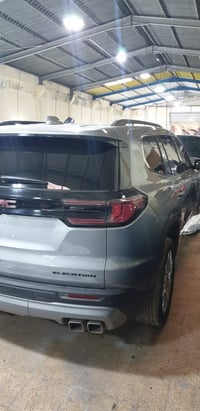 اكاديا فشن • ٢٠٢٤ • رقم واسط