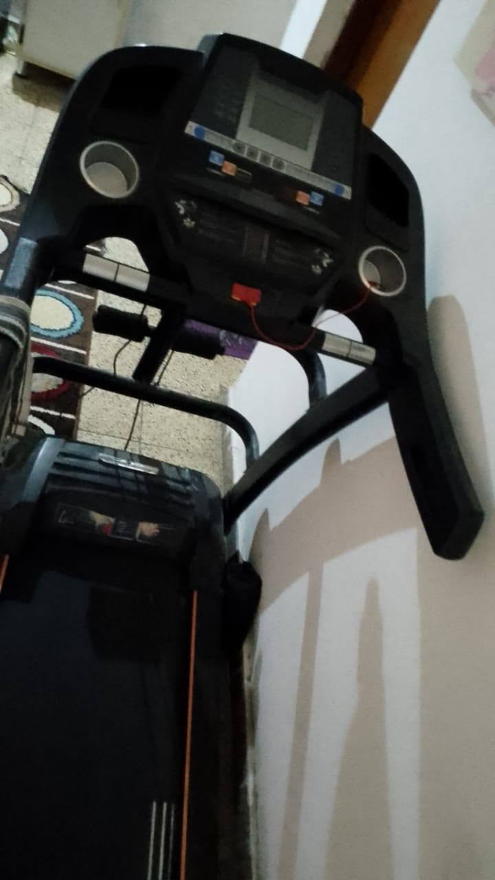 للبيع اخت جديد مستعمل شهر فقط
 سعر٢٥٠ بي مجال
هذا رقمي *********** واستاب
