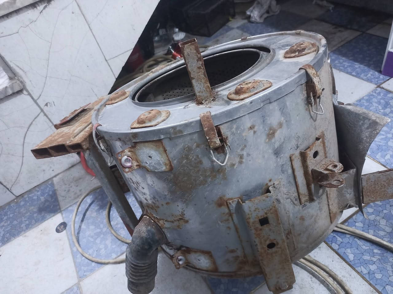 السلام عليكم عندي هاي المكينة مال حب بدون ماطور مابيهه شي بس يرادلهه تنضيف السعر قيم واخذه تواصل واتساب ***********
