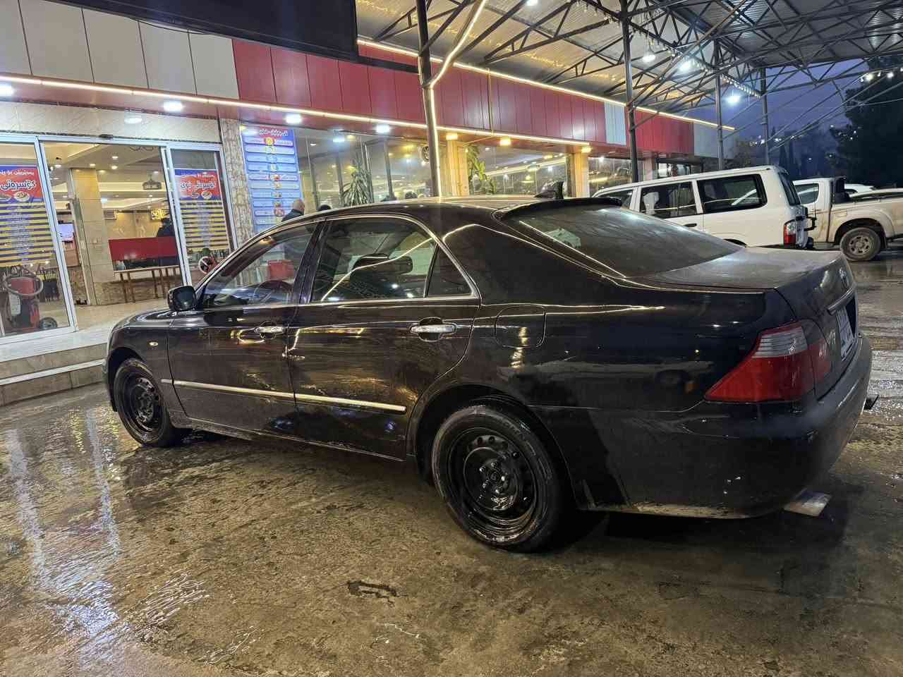 براوە براوە 
مۆدێل مۆدێل ٢٠٠٥
گێڕ و مەکینە گەورە بە بچوک بێدوکەڵ
٢ دوگمەی
کوشن و سوکان کارەبا
لایت ناوچەی کوێر
باڵی سەرجام 
تايەو ويل حادی 
گەرمی و ساردی مەزبوت
ناو جوان دەرەوی وسەقفی شوشەی 
لە دەعامی بۆ دەعامی بە شەرت
***********
(40)$. مە جالی برايانە
