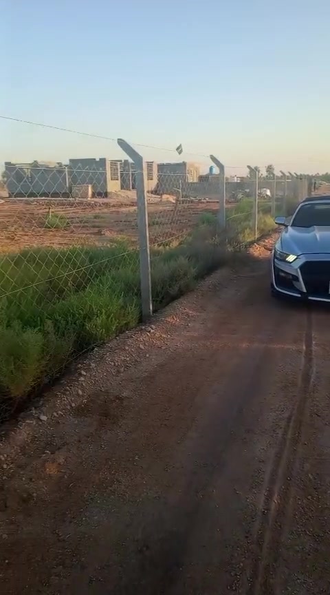 السلام عليكم ورحمة الله وبركاته نص  دونم للبيع طابو زراعي ٢٥ تحويل السند بسم المشتري الارض تحتوي على كافة الخدمات ماء وكهرباء نص دونم سعر 22 مع وجود ماء للسقي العنوان لجدار عمود 1141 جوه سعر السوك بهواي للاستفسار اتصل مع صاحب الارض مباشرر
*********** منذر الدفاعي 
*********** وتساب

