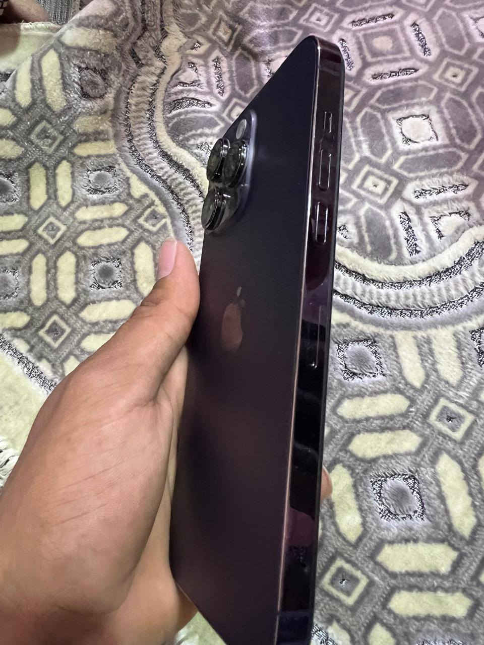 ايفون 14برو ماكس شرق اوسط مبدل شاشه وبطاريه  الشاشه اصليه 3خيارات الذاكره 256 البطاريه100
جهاز نضيف وجديد السعر 650 اتصال ع رقم *********** العنوان ناصريه مركز
