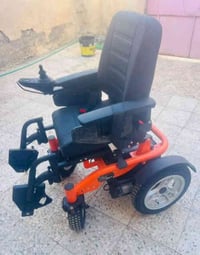 عربه ذوي احتياجات الخاصه للبيع جديده غير مستعمله رقم صاحبه 07818301405