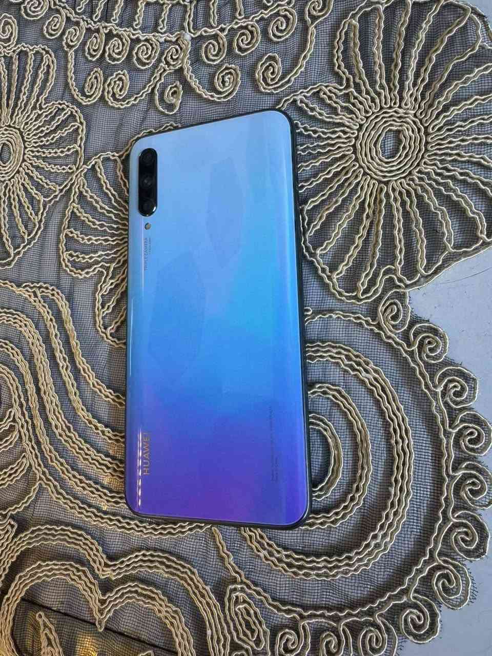 السلام عليكم جهاز للبيع HUAWEI Y9s جهاز للبيع وعارضه مراوس العده مراوس جهاز فول نظافه ضمان الجهاز تاخذه من باب البيت السعر 135 وعارضه بيع وعارضه مراوس العده مراوس جهاز شخط ما بيه فول نظافه مكاني بغداد الرقم*********** اللي عنده مراوس عادي
