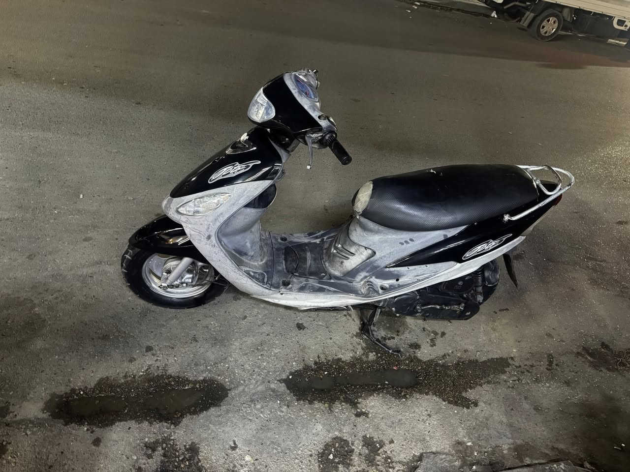 سلام عليكم دراجه ماكس 120 نوع منغولي دراجه نضيفه كبال عينكم كل نقص مابيه تجي شغل وتطلع موقع بغداد الكريعات سعره 500 وبيه مجال قليل الشراي يخابر ويدلل للاتصال ***********
