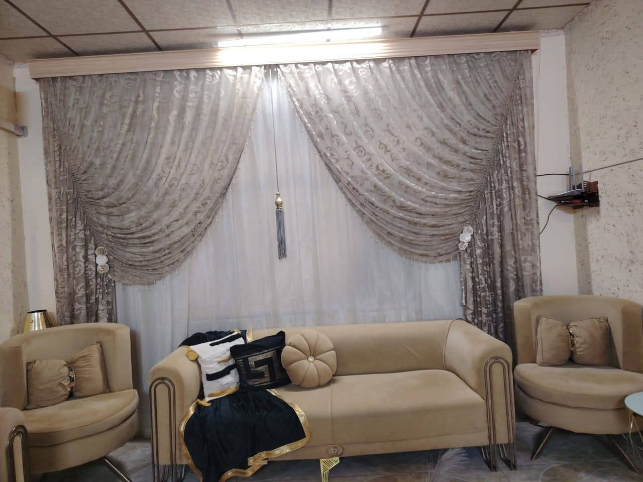 عدنا هم هذا الضخم نريريده ويا البرده ٨٥٠ عادي بدون برده  ٦٥٠ البرده ٣مترات ونص
***********
