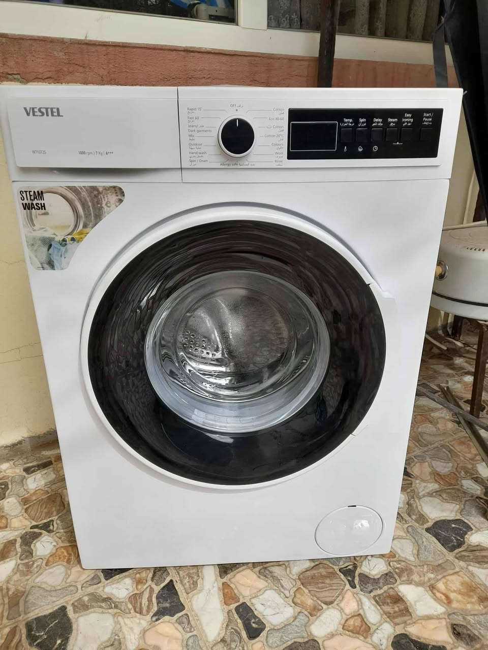 هەمووی هی خاتونێکە لە سلێمانی ئەشیای ساڵۆن کامل 6پارچە 500مامەڵە
غەسالەی 8کیلۆ تازەیە دووجار بەکار هاتوە 250مامەڵە
فڕن و گسکی ڕۆبۆتەکە 50هەزار


**إذا كنت صاحب هذا الإعلان وتريد حذفه لأي سبب، رجاءا أرسل رسالة إلى الدعم الفني**