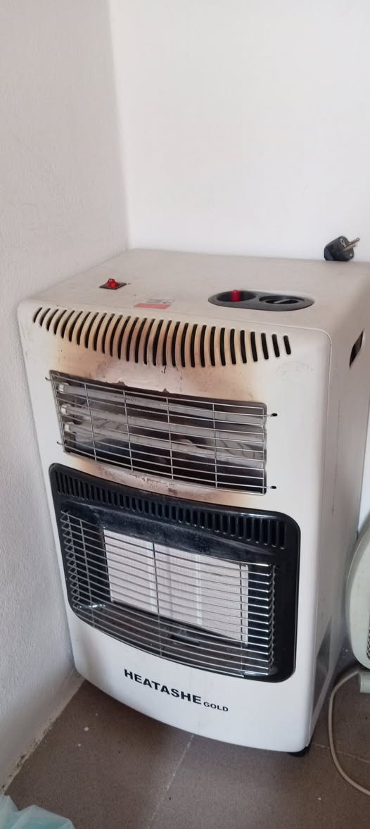 السلام عليكم يوجد أغراض منزل للبيع  بسعر مناسب وذالك لغرض السفر المكان حي بيدار للاستفسار خاص او على الرقم *********** يوجد وتساب

