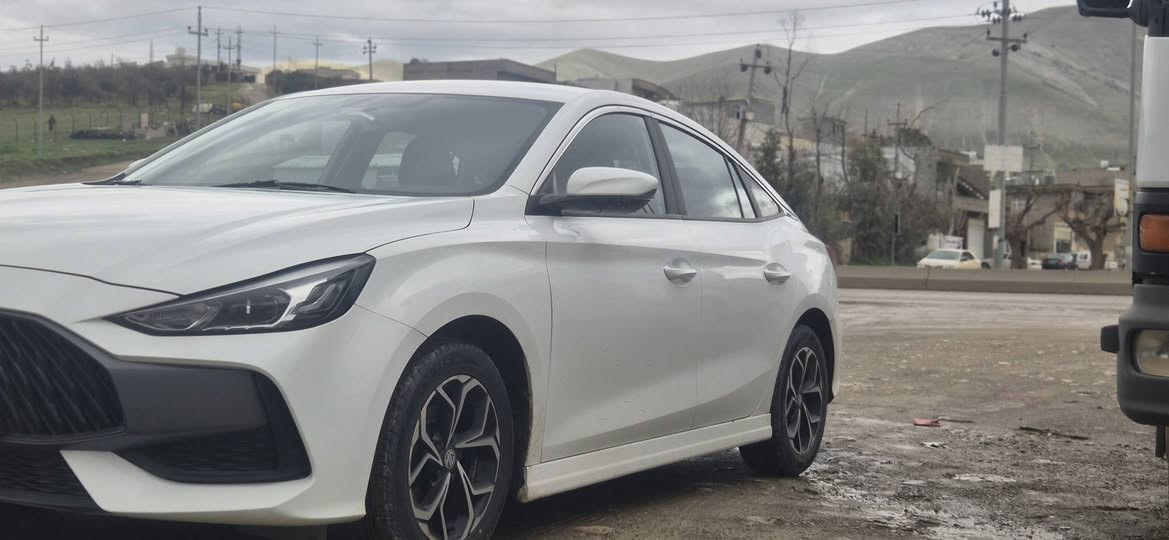 سڵاوی خوای گەورەتان لێبێت
Mg GT 2025
گێڕ عادی .
بێبۆیاخ .
٨ هەزار ڕۆیشتوە. 
کامل سێرڤس کراوە  .
دۆسەی سپۆرتی بۆ بەستراوە. 
سەنەوەی تا 2030 تازەیە . 
ناونیشان/ سلێمانی. 
***********
***********
