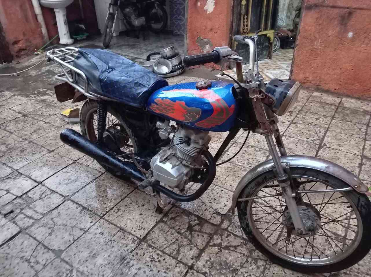 دراجه ايراني للبيع السعر 175 عنوان بصره حيانيه ***********
