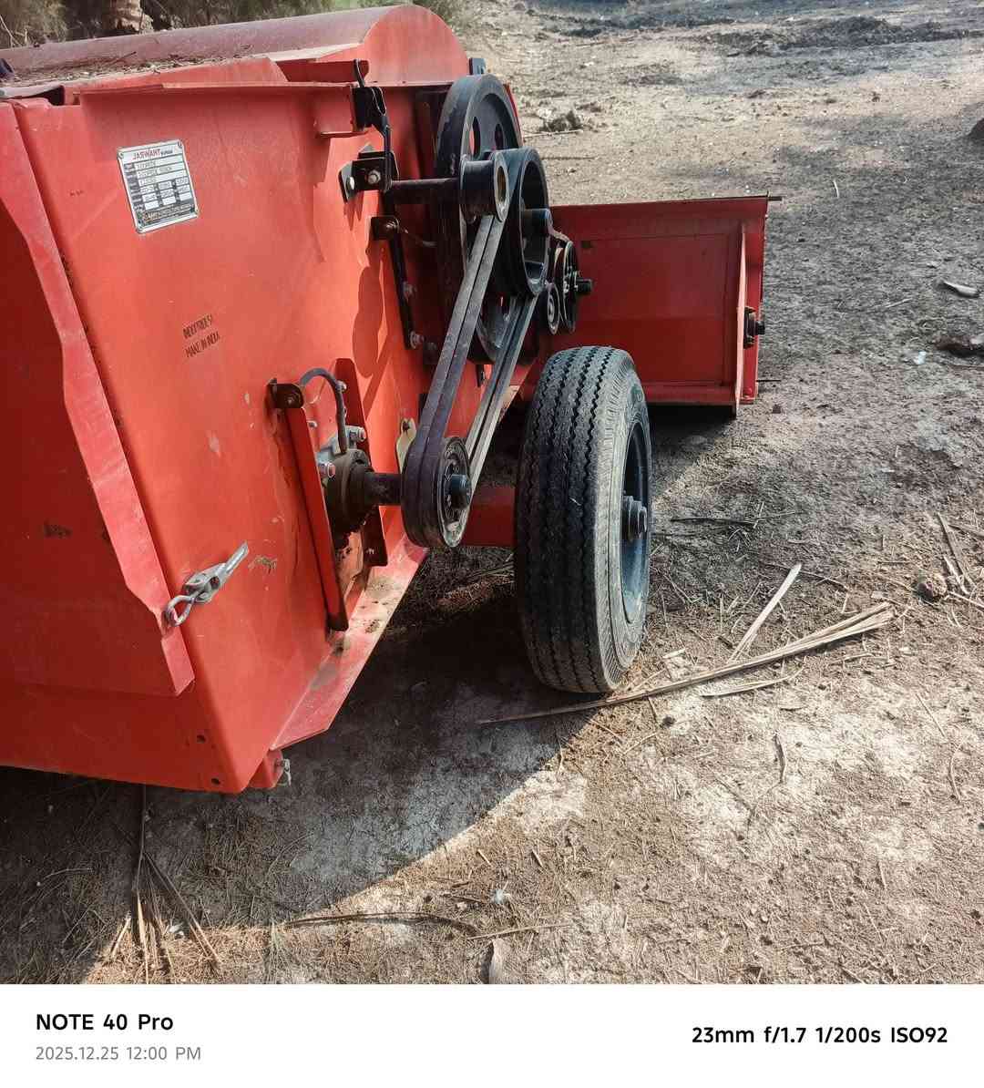 السلام عليكم معمل تبن للبيع المكان بابل الخميسيه الغزالي للستفسار اكثر الاتصال على  ***********
