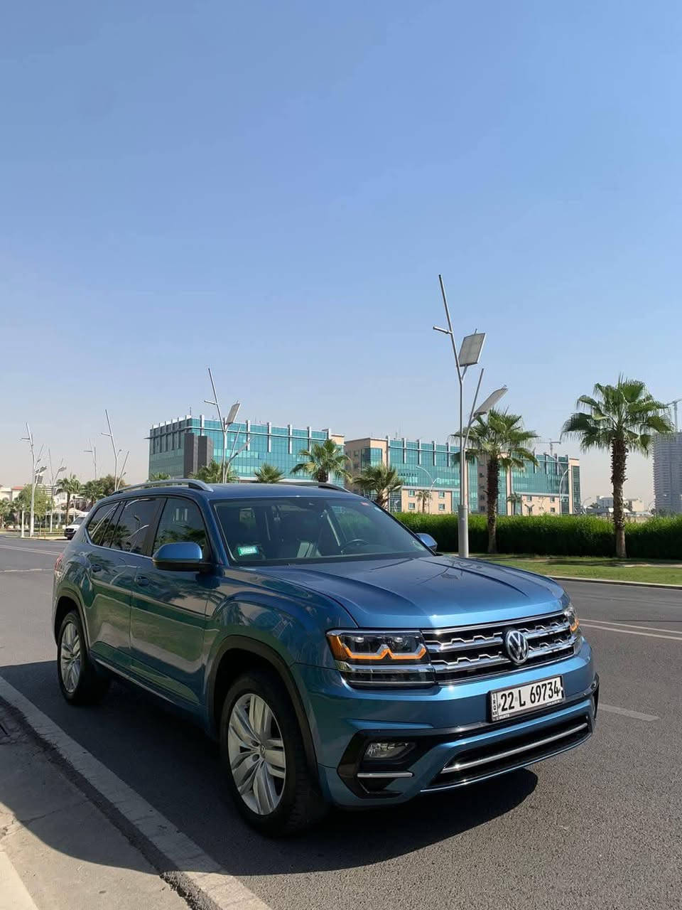 اطلس ٢٠١٩ 
 SE  4motion دفع رباعي 
محرك 6 سلندر 3600 
المسافه المقطوعه 65 الف ميل
  بدون صبغ بدون تبديل ارباك السايق والسكن ما بيها شي 
7 راكب 
السيارة رقم اربيل وباسمي ومكاني اربيل  ..  تحويل ثاني يوم
التواصل لو خاص لو على التلفون ***********
