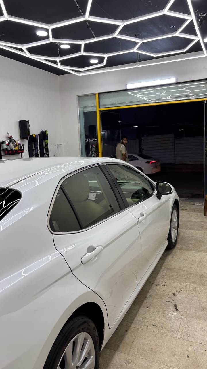 السلام عليكم 
كامري 18 سردار 
Le السيارة ماشي 90 الف 
بيهة الدعامية الامامية صبغ 
وبارد بهلال الجاملغ الامامي اليسرة 

السيارة ما بيهة اي مصرف 

للاستفسار 

‭0770 795 6116‬
السعر 
200 ورقة وييهة مجال بغداد, العراق
