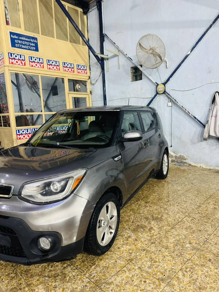 بسم الله الرحمن الرحيم
🚗 للبيع: كيا صول 2015
📍 مكان السيارة: كربلاء
📞 للتواصل: ***********
📊 المسافة المقطوعة: 100000 مايل 
🛠️ المحرك: 4 سلندر – 1600cc

السعر :: اكتب تعليق ويوصلك السعر تلقائي 🤖📩✅ 

⚙️ المواصفات:
• حساسات
• تحكمات
• إطارات جديدة
• تدفئة وتبريد 
• كفالة الكير والمحرك والحدادية 

⚠️ أضرار السيارة:
• حادثها البنيد والجاملغ 
• كفالة الدواخل والشواصي واللغود من الحادث
• السونار مرفق مع الصور 

📌 تفاصيل إضافية:
• رقم السيارة بغداد الدولي الجديد
• باسم المالك تحويل مباشر
• السنوية جديدة نافذة حتى 2030

السعر 105 وبيها مجال ✅
