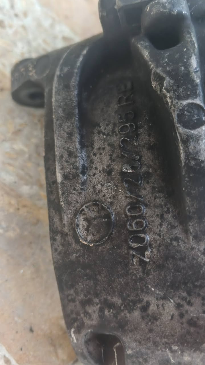 السلام عليكم غراض مارسدس W211
الدواسة 35
كمبريسر شغال 150
فج بريك امامي ايسر 40
قبق دبه راديتر 10
ستد قصير اصلي 5
ستد طويل تجاري 2
مسطرة ونوزلات 60
جويتر 35
فابريتر تبريد 50
جك 25
مكاني البصرة الرقم ***********
