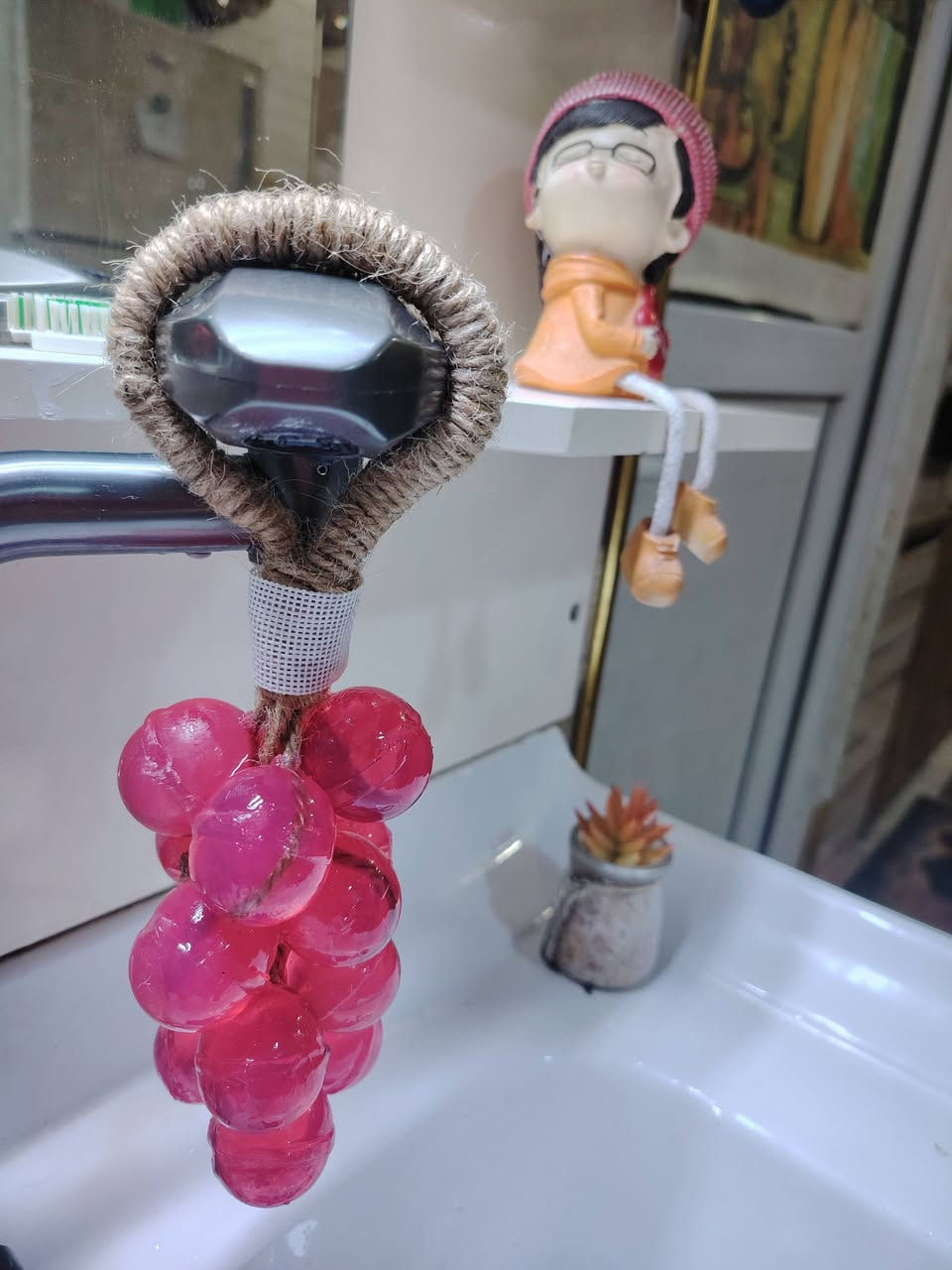 بنات متوفر صابون ع شكل عنقود عنب يجنن شكلاً وعطراً
بنات عطرة فواح ويترس المكان كلش طيب😍
هذا غير شكلة المميز سعر 5 الاف فقط ❤️

توصيل متوفر كل محافضات 3 الاف شتنتضرون لتفوتون عرض رمضان 😍😍😍


**إذا كنت صاحب هذا الإعلان وتريد حذفه لأي سبب، رجاءا أرسل رسالة إلى الدعم الفني**