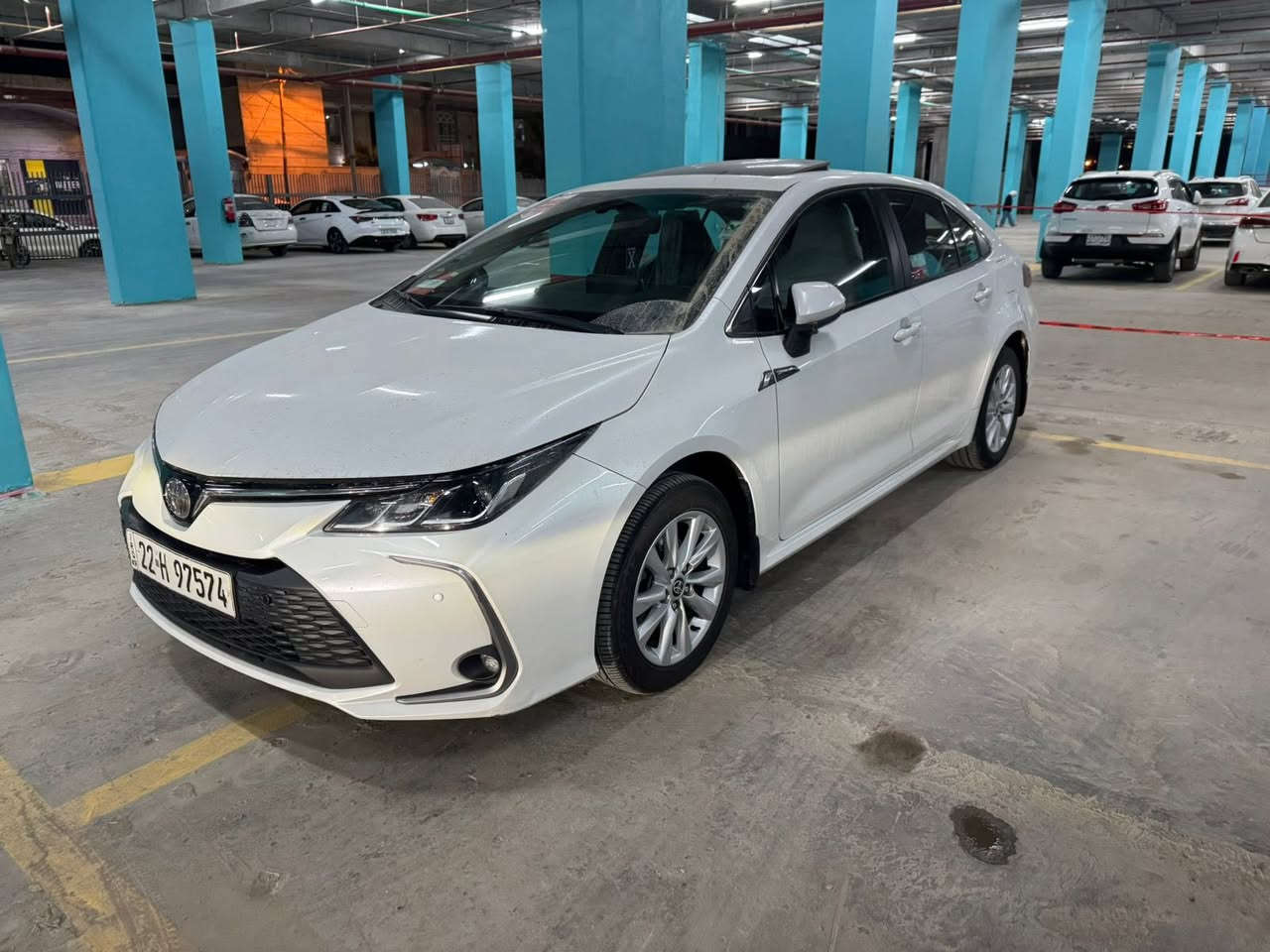 سلام عليكم

بيع مستعجل

كورولا 24 خليجي شركة ساز داخل الضمان 
 ماشية 80 فول مواصفات رقم اربيل تحويل او وكالة 

السعر١٨٠ وبيها مجال 

العنوان / النجف 

رقم الهاتف / ***********
