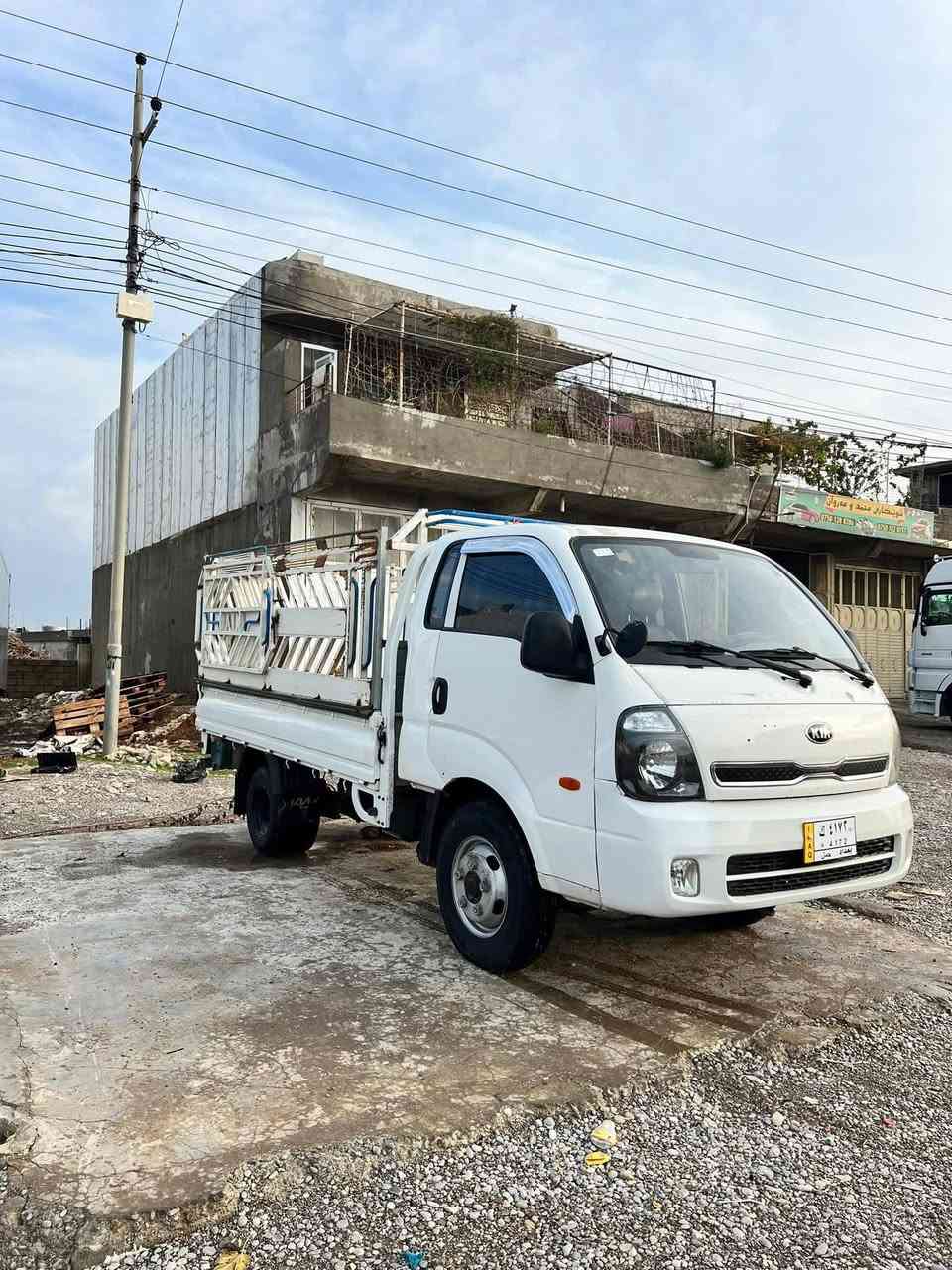 بەناوی خوای گەورە
کیا (4000) مۆدێل 2010 فولفولە
مەکینە ڕەشی سۆپەرە 

گێڕو مەکینەی بەشەت

 سیمی برێکی بەستراوە 6 تایەی لۆکی لەسەرە تەبریدی ساردو گەرم بەشەرت سەیارەکە جایزە کامل مەسرەفی کراوە   

ئاوێنەی کارەباییە جامەکانی هیتەرە قوشن هیتەرە

شەرتی بۆیاخی سەقفی هەیە و تەواو 

سەیارەکە زۆر پاکە و  ئنجکتەری زەعیفە  نرخیشی زۆر گونجاوە 

شوێن سەیدسادق  
***********
***********
واتسئەپ و ڤایبەر
***********
