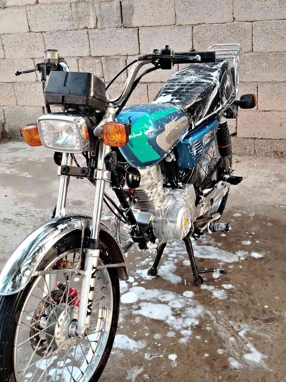 للبيع 26 سكنرر
سعر 600 وبيه مجال 

مكاني شطره ***********
