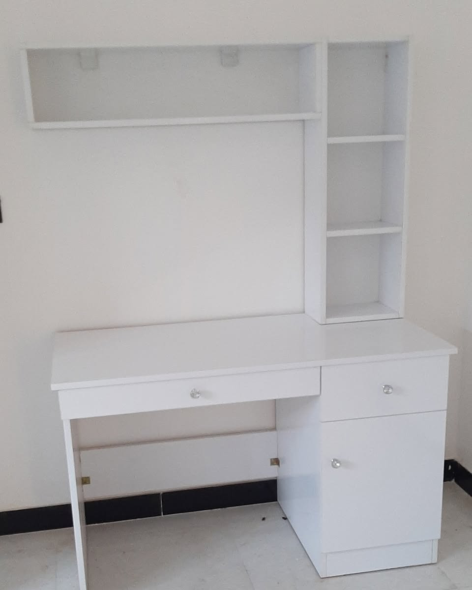 حله شارع 80بالقرب من شارع الحسينيه مقابل عماره ابو امير لكماليات السيارات مجاور منظومه نبع الكوثر *********** سبد ظافر
