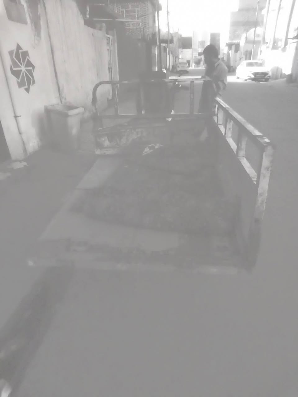 ستوته موديل 2010 رقم اسود سنويه السعر 600 وبيها مجال العنوان نجف كوفه حي ميسان ‏‪***********‬‏
