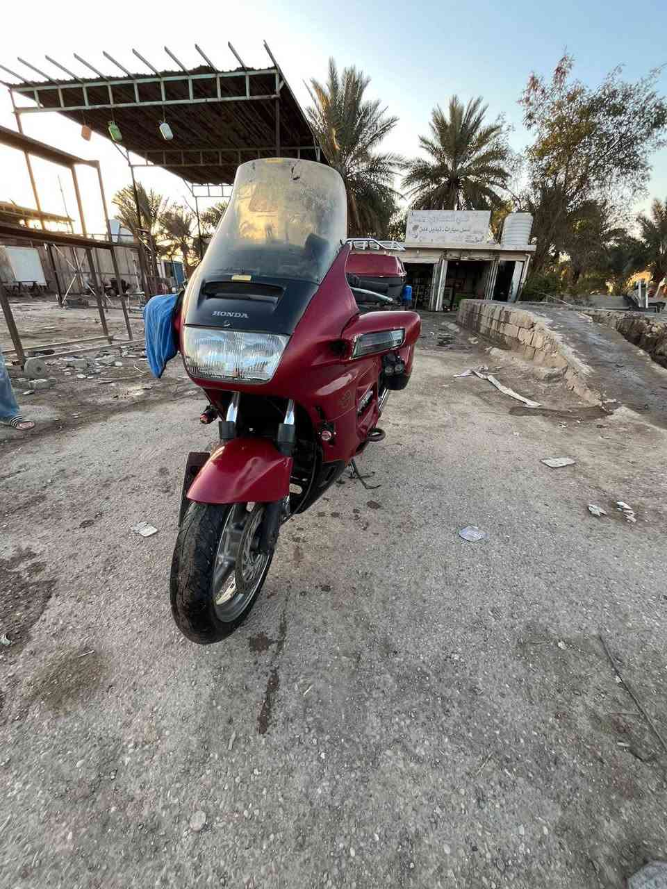 سلام عليكم كباتنا
هوندا استي 1100 الدراجة غنية عن التعريف 

مكينة كفالة برغي ممفتوح بيها ترايك السعودية

رقم وسنوية تحويل ثاني يوم  تدفئة بل يدات كشفات اصلية وهواي عليها تزويد ب28 وبيها مجال حك الجية‏‪***********‬‏  بغداد جسر ديالى القديم
