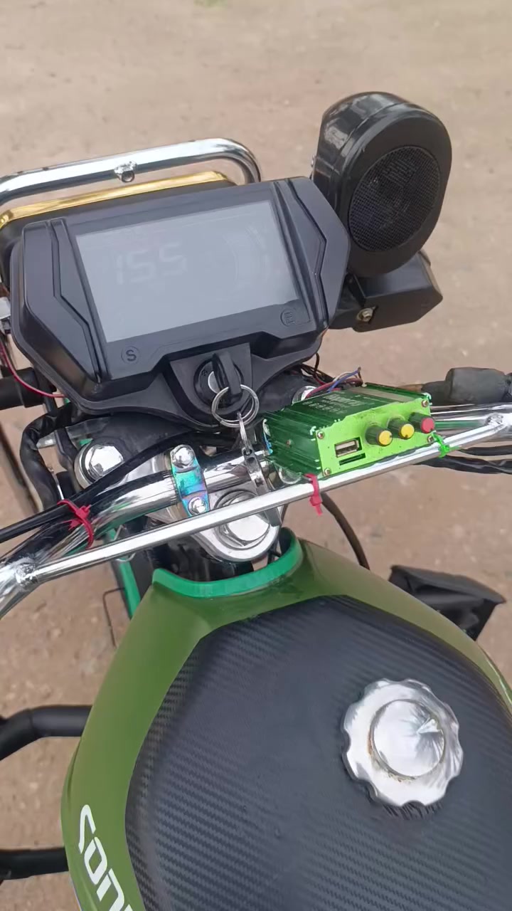 ياالله
السلام عليكم ورحمه الله وبركاته 

ايراني سولنك ابو الختم الاصلي للبيع نضافه كدامك 

لون مميز زيتوني 🟢 

سويج واحد + سويج تانكي واحد 

محرك 150

موديل 2024

صالنصه كاتم 

متواجد خاص 
او اتصل على لارقام 

***********
***********

مكاني الصكلاويه
