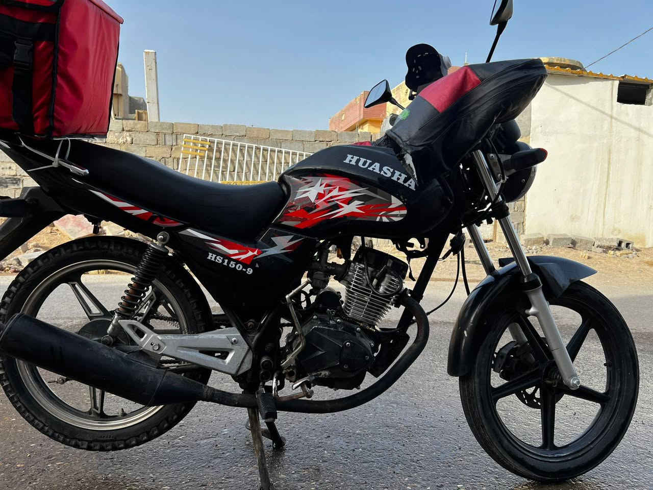 السلام عليكم اخوان هيوشة للبيع السعر 500وبي مجال المكان الكرمه واتساب ***********
