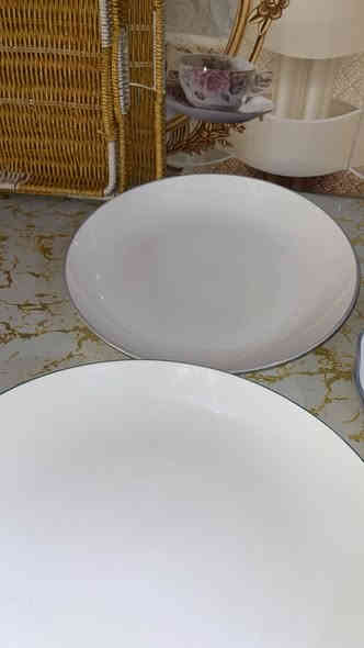 فرفوري امزون كله حراري درجة اولى سيتات تخبل ونضيفه 
القطعه ب ١٥٠٠ وبي مجال 

اكو توصيل داخل الرمادي 
***********
