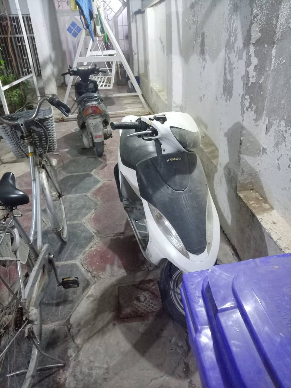 دراجة كوم حديد

السلام عليكم دراجة كامكو دراجة نضيفة كفرات سلف كهربائيات كلشي مابية بس الدراجة انتركت ٣ اشهر وهسه اريد ابيعه ابيع كوم حديد نطونة سعر وخذوهه


**إذا كنت صاحب هذا الإعلان وتريد حذفه لأي سبب، رجاءا أرسل رسالة إلى الدعم الفني**